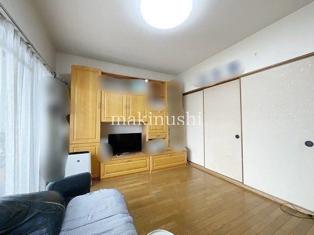 3LDK apartment in Tondabayashi, Osaka - Photo 1