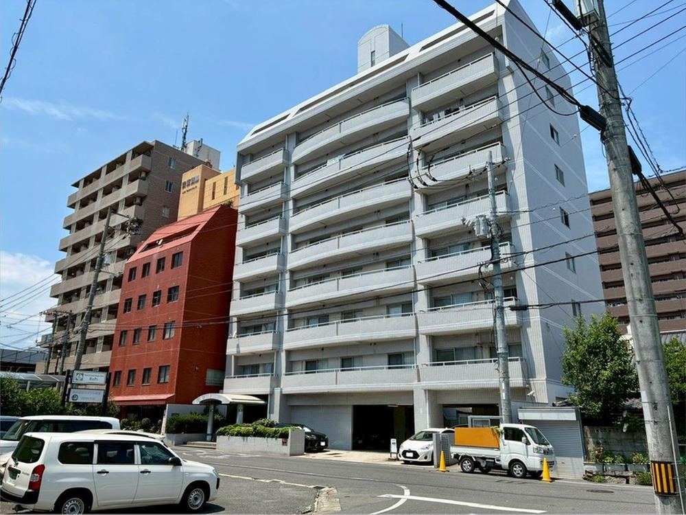 2LDK apartment in Kita Ward, Okayama - Photo 1
