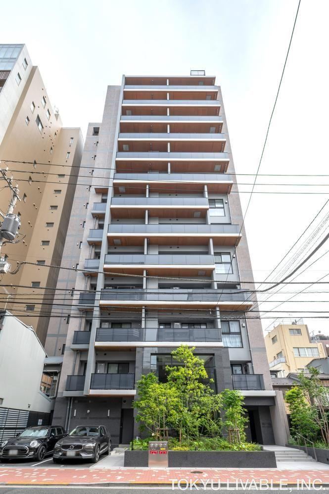 2LDK apartment in Taito Ward, Tokyo - Photo 1