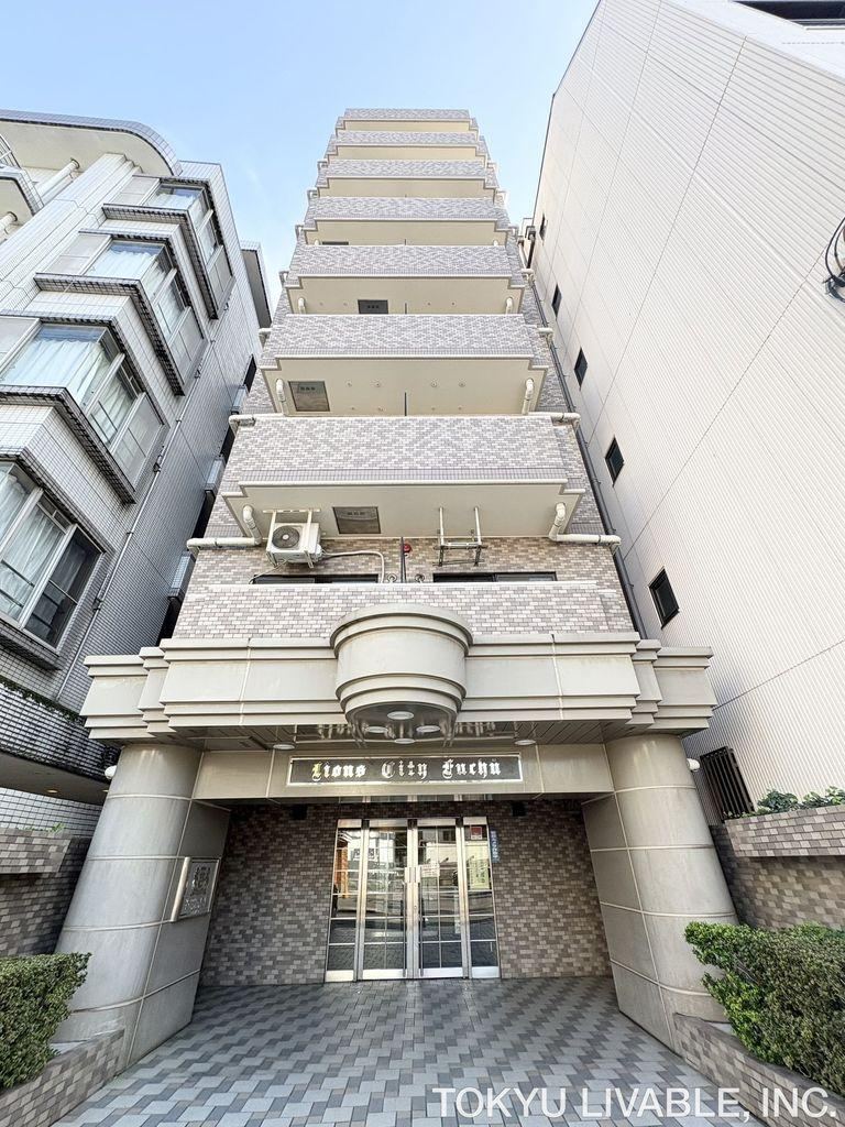 2DK apartment in Fuchu, Tokyo - Photo 1