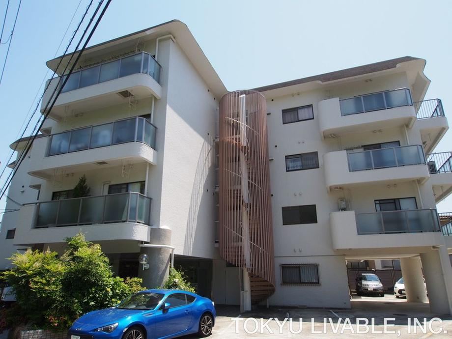 2DK apartment in Nishinomiya, Hyogo - Photo 1