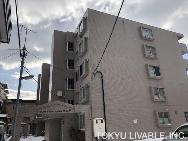 4LDK apartment in Higashi Ward, Sapporo, Hokkaido - Photo 1