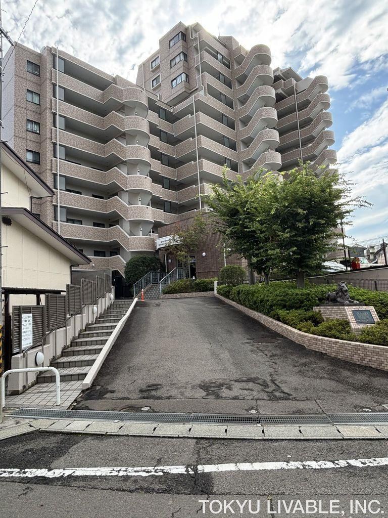 3DK apartment in Aoba Ward, Sendai, Miyagi - Photo 1