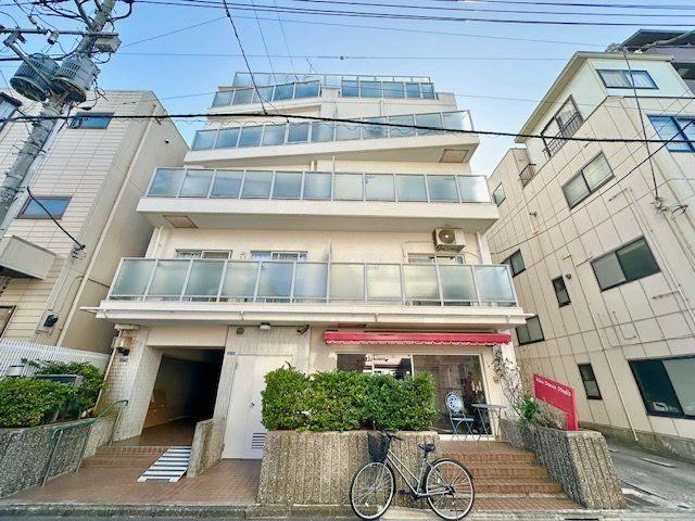 2LDK+S apartment in Koto Ward, Tokyo - Photo 1