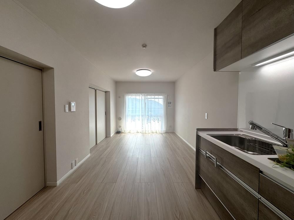 3LDK apartment in Higashi Ward, Hiroshima - Photo 1
