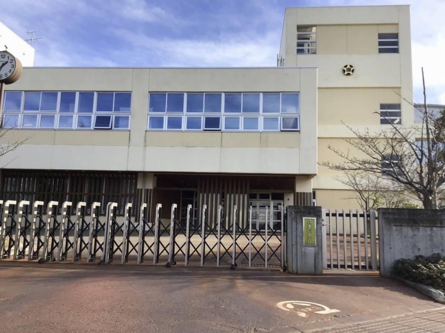 5LDK house in Konan Ward, Niigata - Photo 1