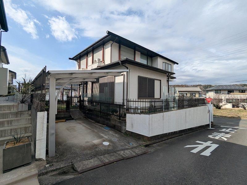 6LDK house in Ninomiya, Naka District, Kanagawa - Photo 1
