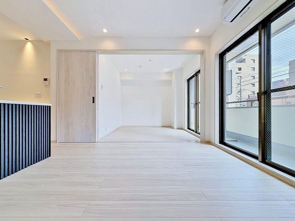 2DK apartment in Sumida Ward, Tokyo - Photo 1