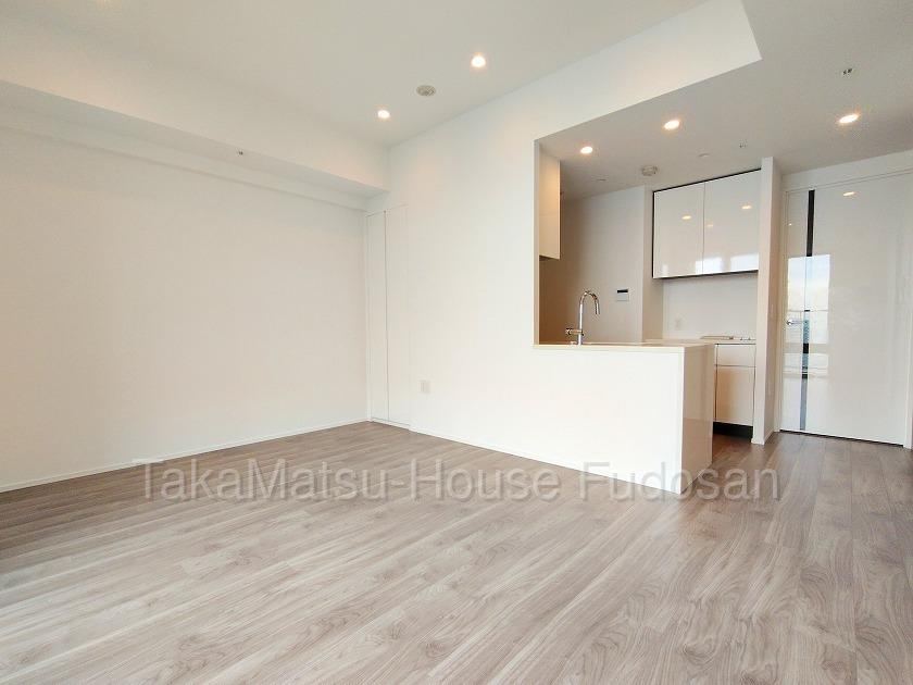 2LDK apartment in Kanagawa Ward, Yokohama, Kanagawa - Photo 1