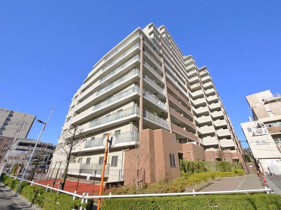 3LDK apartment in Itabashi Ward, Tokyo - Photo 1