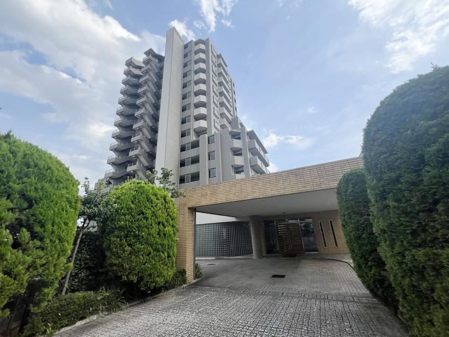 3LDK apartment in Omiya Ward, Saitama - Photo 1