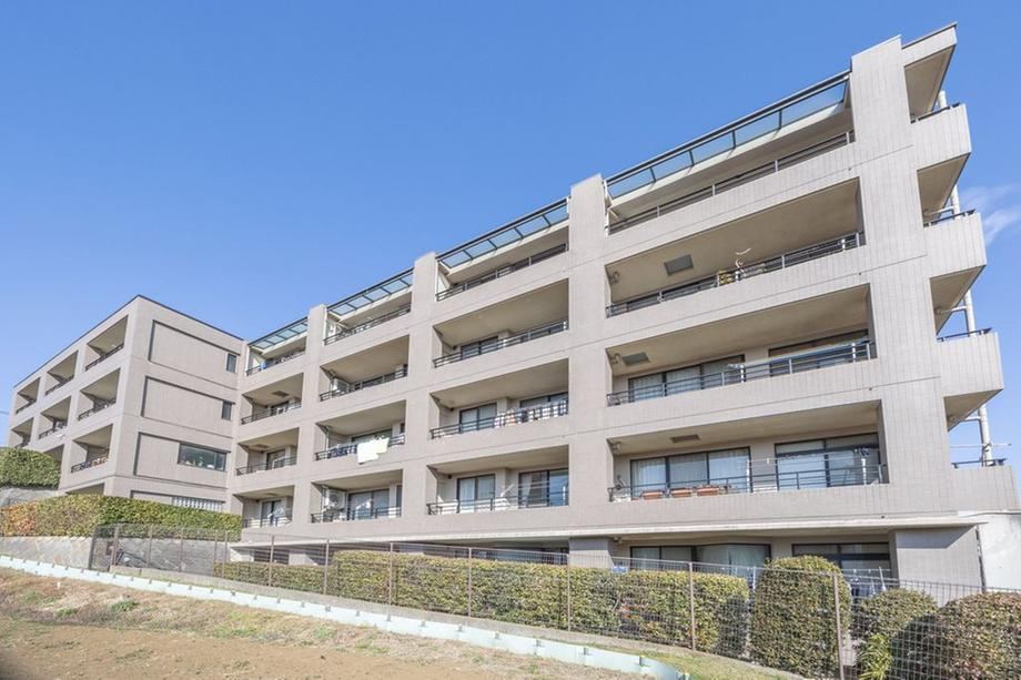 4LDK apartment in Asao Ward, Kawasaki, Kanagawa - Photo 1