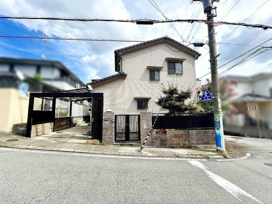 7DK house in Kawanishi, Hyogo - Photo 1