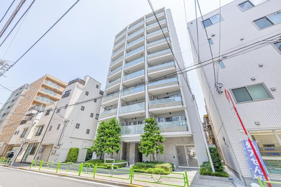 2LDK+S apartment in Chuo Ward, Tokyo - Photo 1