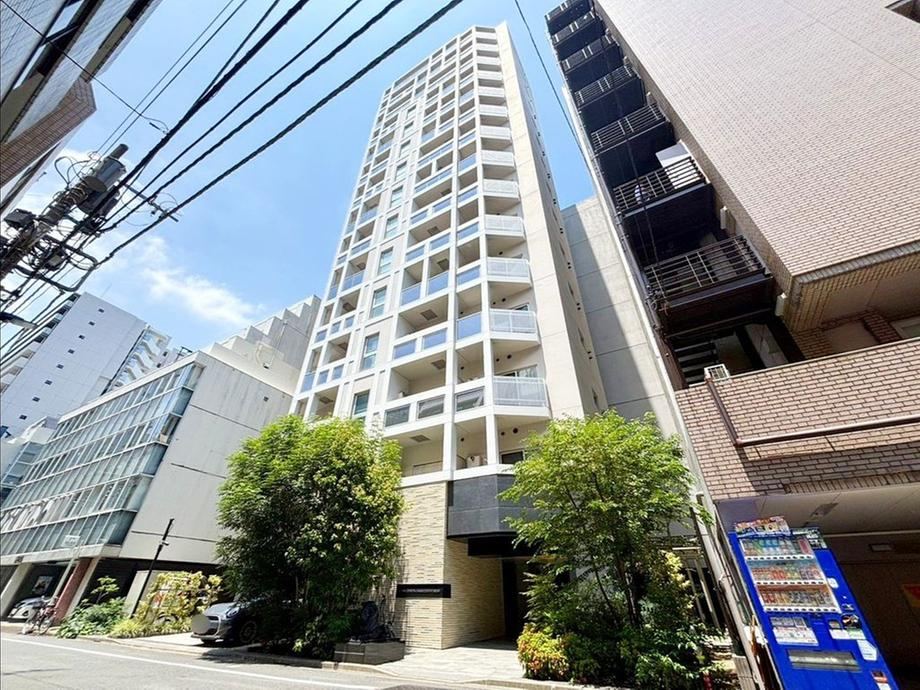 2LDK apartment in Chiyoda Ward, Tokyo - Photo 1