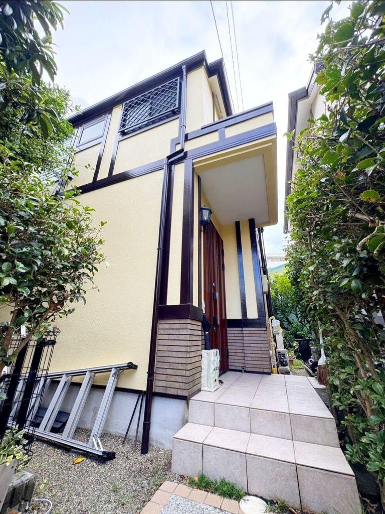 4LDK house in Tsurumi Ward, Yokohama, Kanagawa - Photo 1