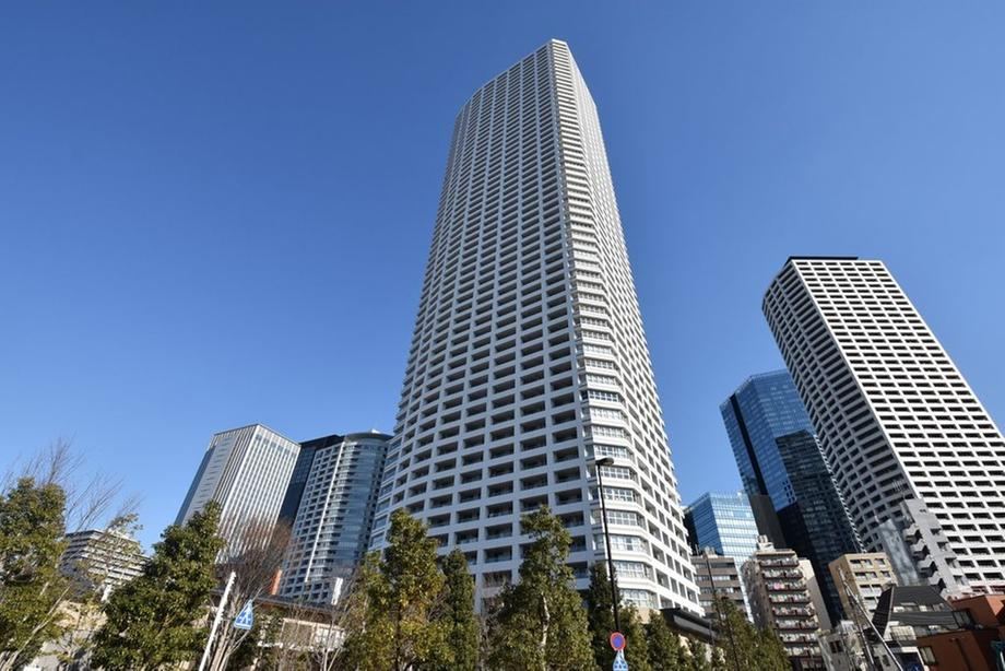 2LDK apartment in Shinjuku Ward, Tokyo - Photo 1
