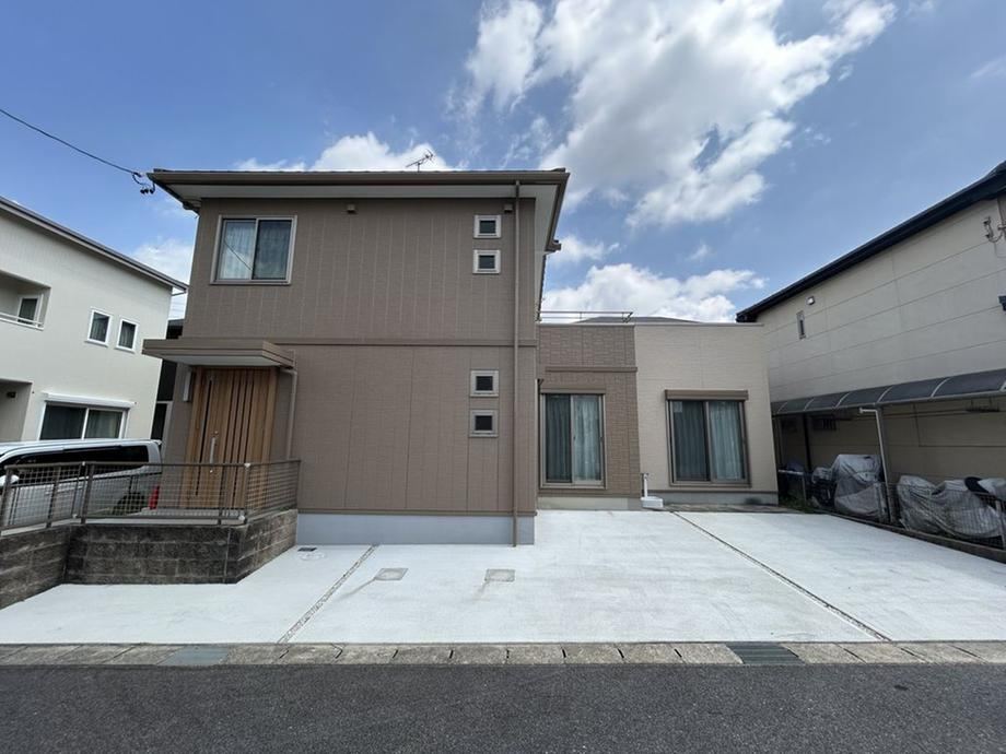 4LDK house in Nisshin, Aichi - Photo 1