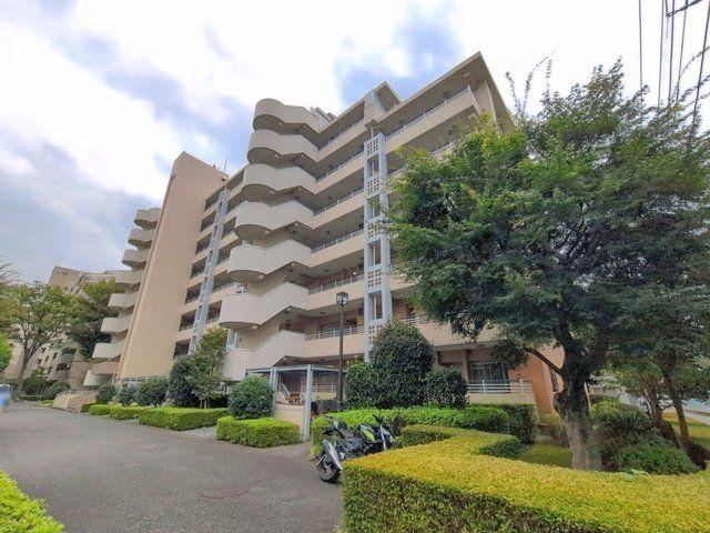 3LDK apartment in Fuchu, Tokyo - Photo 1
