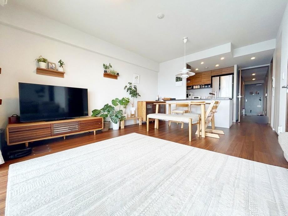 2LDK apartment in Mitaka, Tokyo - Photo 1