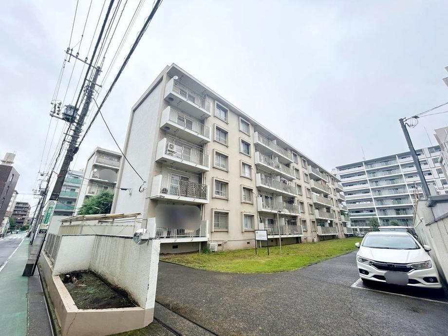 2LDK apartment in Mitaka, Tokyo - Photo 1