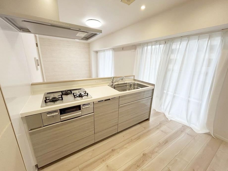 2LDK apartment in Higashinada Ward, Kobe, Hyogo - Photo 1