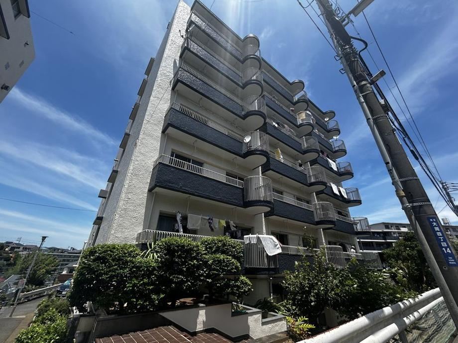 2LDK apartment in Minami Ward, Yokohama, Kanagawa - Photo 1