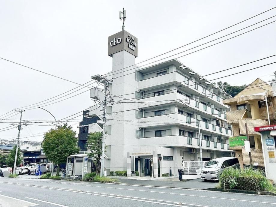 3LDK apartment in Isogo Ward, Yokohama, Kanagawa - Photo 1