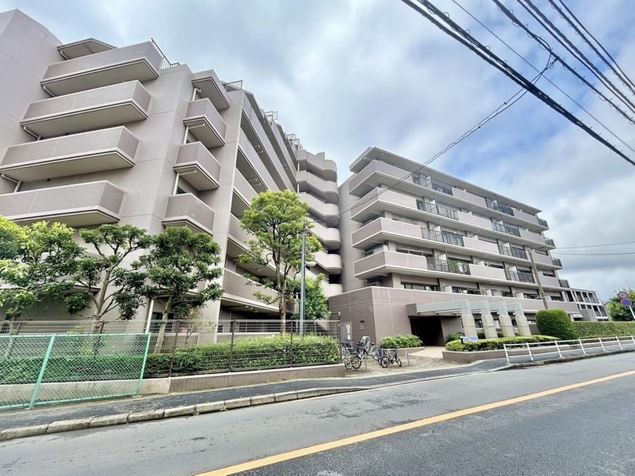 3LDK apartment in Funabashi, Chiba - Photo 1
