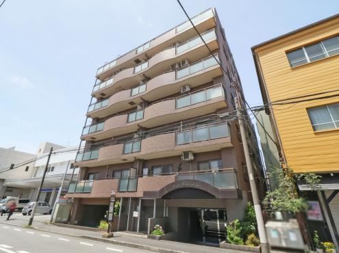 3LDK apartment in Minami Ward, Yokohama, Kanagawa - Photo 1