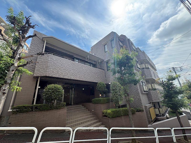 3LDK apartment in Itabashi Ward, Tokyo - Photo 1