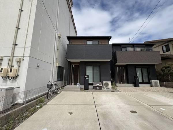 4LDK house in Gamagori, Aichi - Photo 1