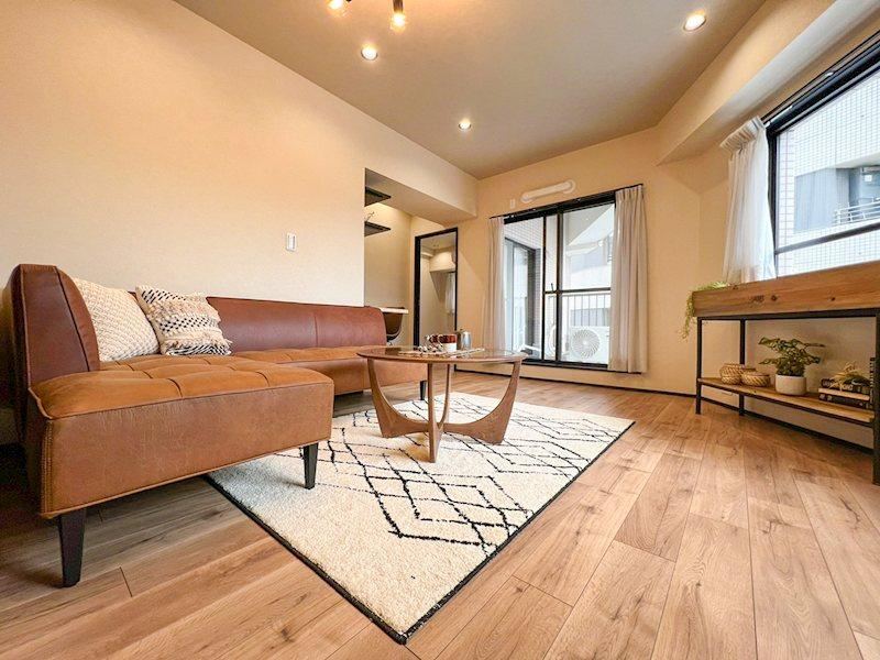 1LDK apartment in Shinjuku Ward, Tokyo - Photo 1
