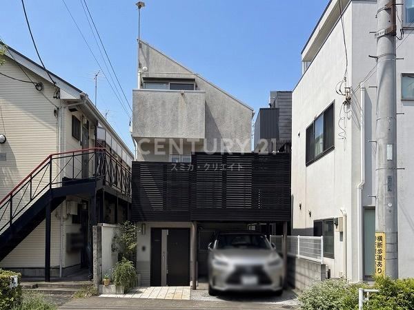 2LDK+2S house in Meguro Ward, Tokyo - Photo 1
