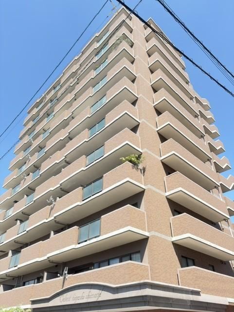 3LDK apartment in Kita Ward, Okayama - Photo 1