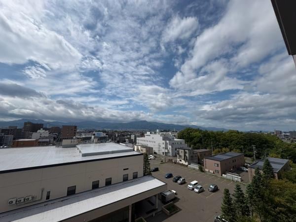 3LDK apartment in Kita Ward, Sapporo, Hokkaido - Photo 1