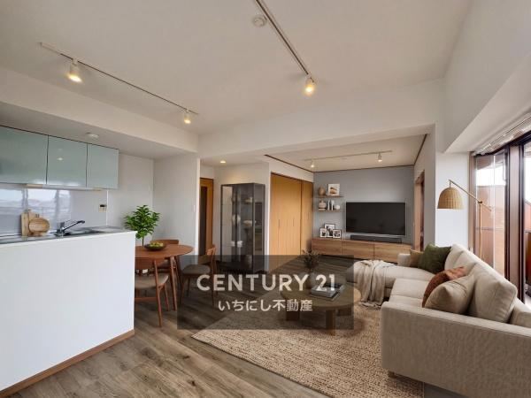 2LDK apartment in Minato Ward, Nagoya, Aichi - Photo 1