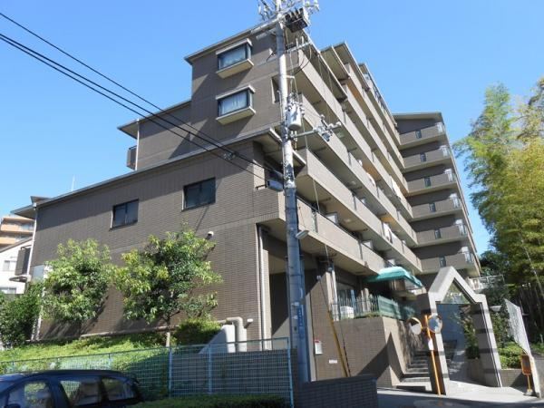 2LDK apartment in Suita, Osaka - Photo 1