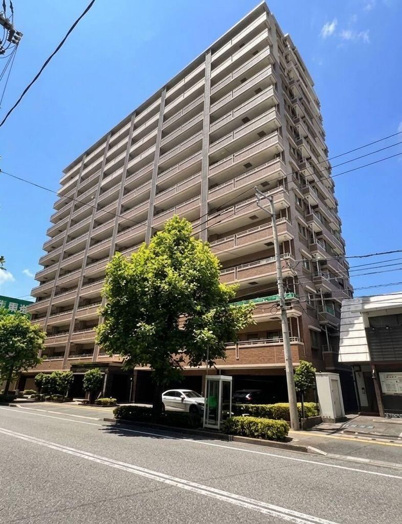 3LDK apartment in Yamaguchi, Yamaguchi - Photo 1