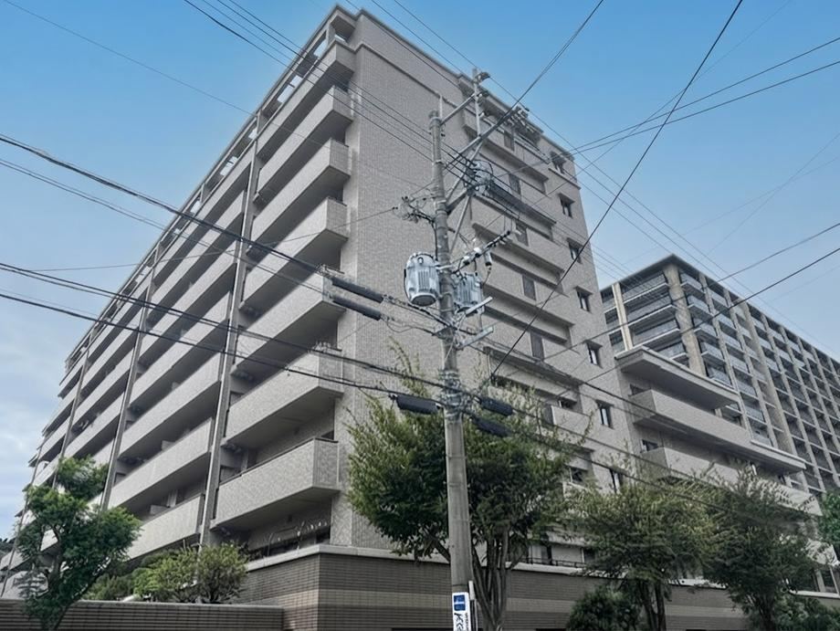 4LDK apartment in Kagoshima, Kagoshima - Photo 1