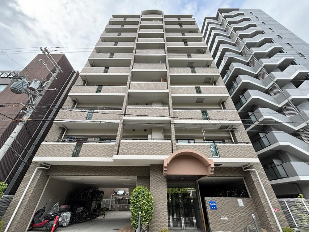 4LDK apartment in Sakai Ward, Sakai, Osaka - Photo 1