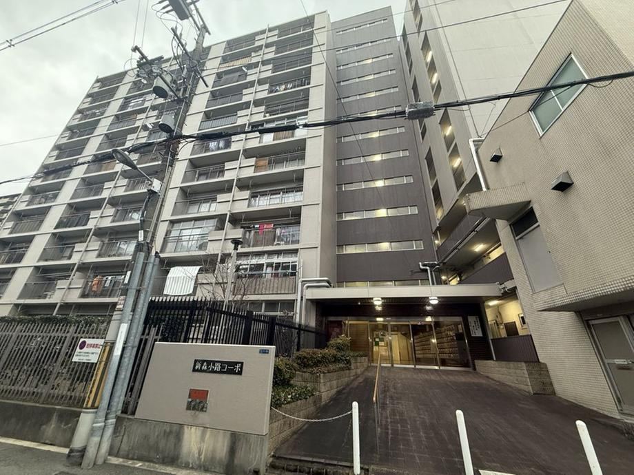 1LDK+S apartment in Asahi Ward, Osaka - Photo 1
