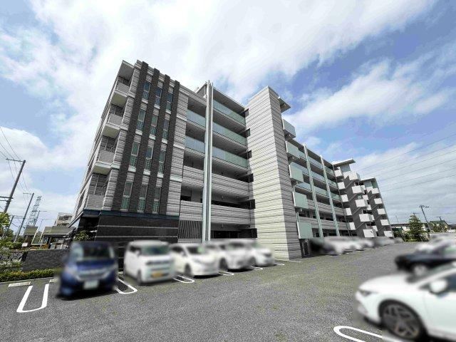 2LDK apartment in Himeji, Hyogo - Photo 1
