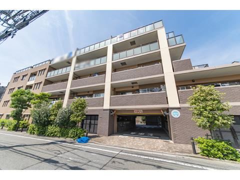 3LDK apartment in Itabashi Ward, Tokyo - Photo 1