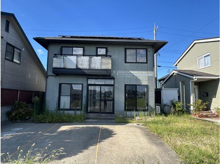 4LDK house in Hakusan, Ishikawa - Photo 1