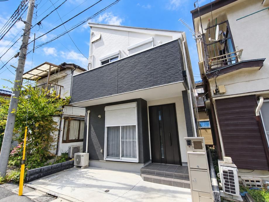 3LDK house in Adachi Ward, Tokyo - Photo 1