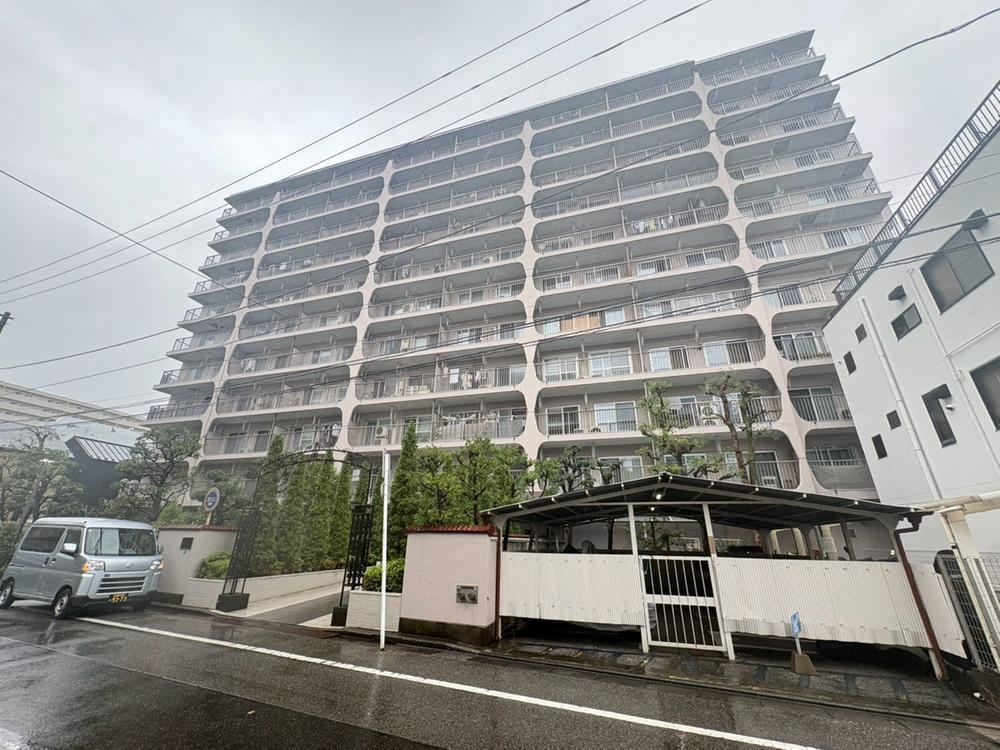 3LDK apartment in Edogawa Ward, Tokyo - Photo 1