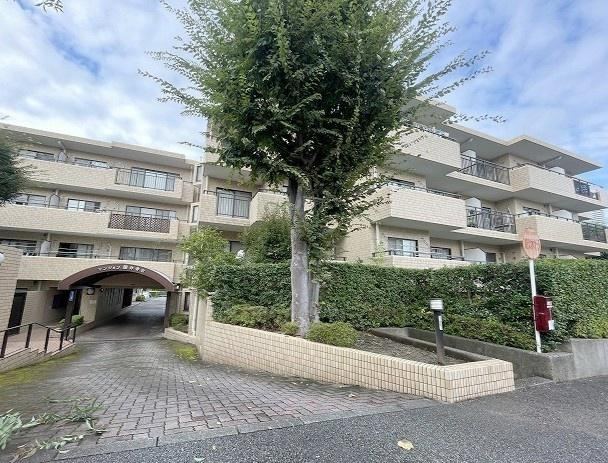 3LDK apartment in Kokubunji, Tokyo - Photo 1