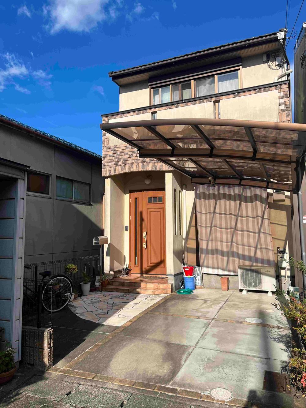 4LDK house in Yamashina Ward, Kyoto - Photo 1