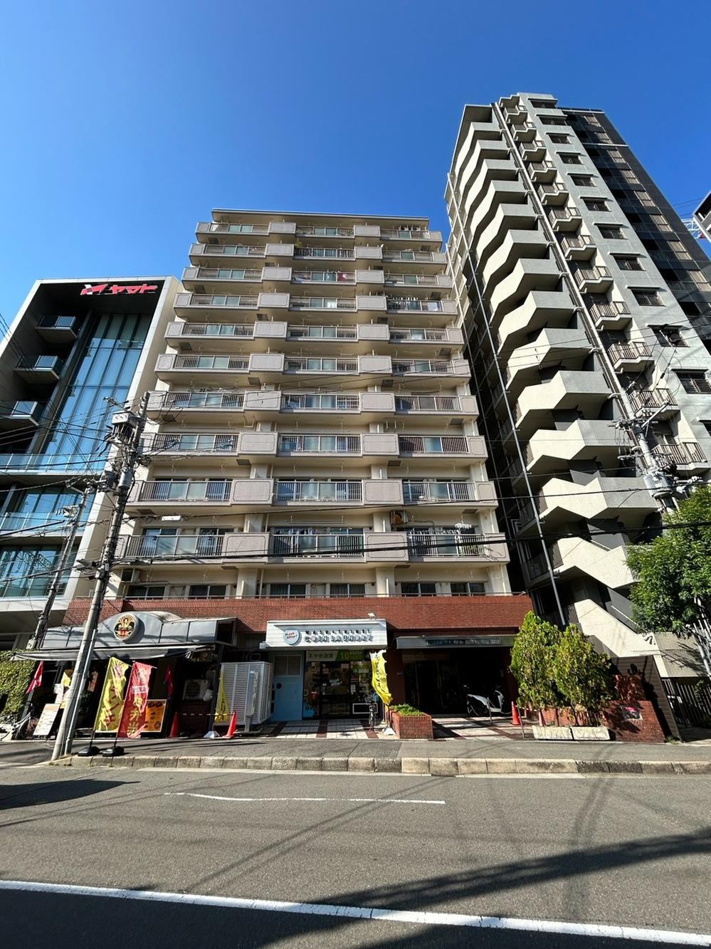 3LDK apartment in Fukushima Ward, Osaka - Photo 1
